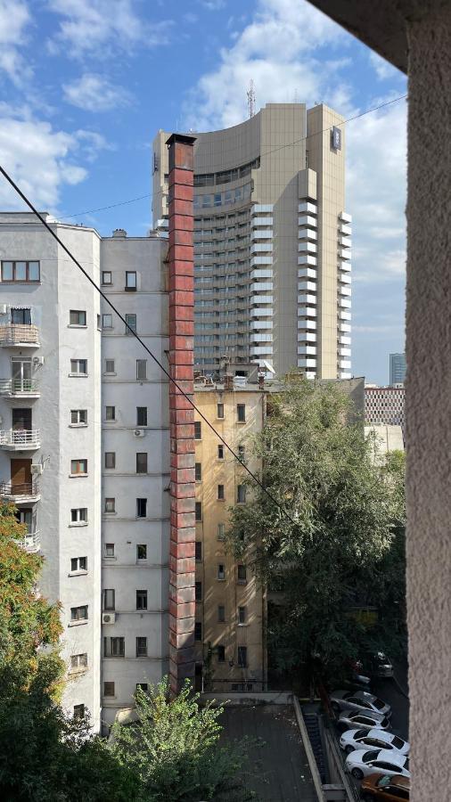 Terrace Balcony Downtown Delight Old Town Oasis City Center Universitate Square Old Town Bucureşti Eksteriør bilde